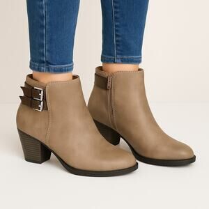 Sugar Ellie Taupe Block Heel Ankle Boots Women’s 9.5M Faux Leather Buckle Zip